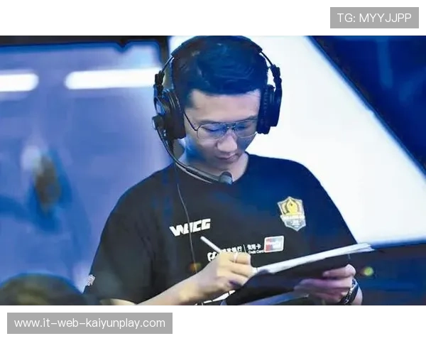 详解“电竞裁判”的入行标准:他们不仅要懂规则,还要懂选手的微表情。 详解“电竞裁判”的入行标准:他们不仅要懂规则,还要懂选手的微表情。